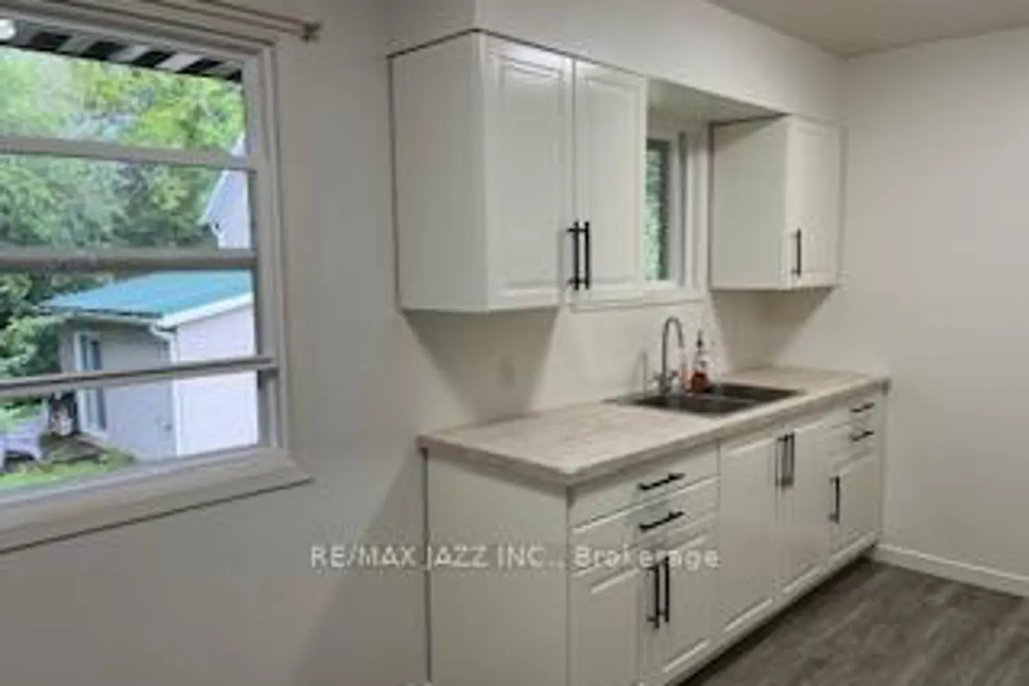 Additional image 7 of 416 Gill Street