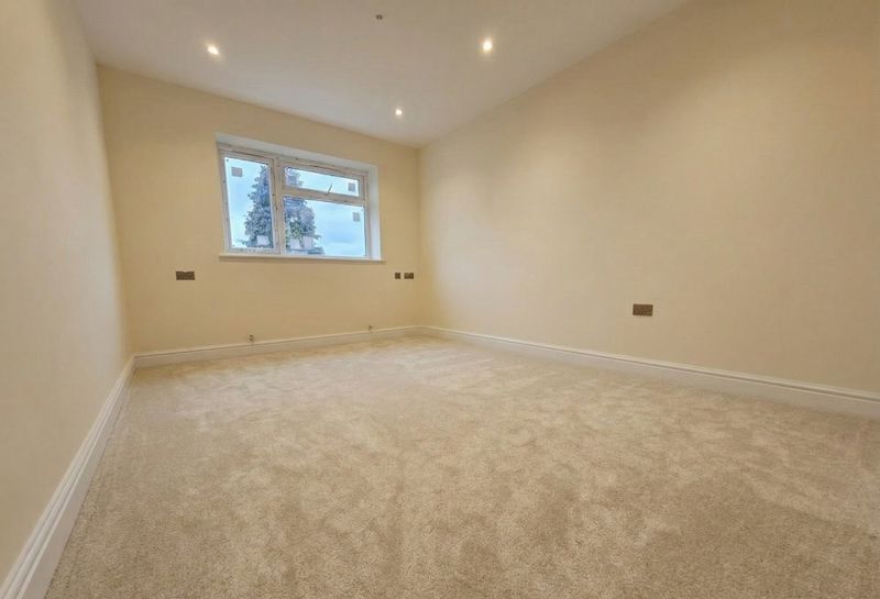 Additional image 10 of 25 bed detached house to rentEdge Street, Bilston WV14