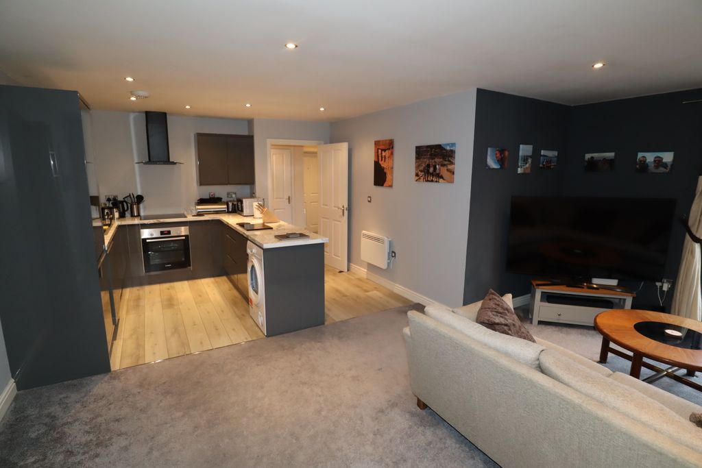 Additional image 3 of 2 bed flat to rentNavona House, Lincoln LN2