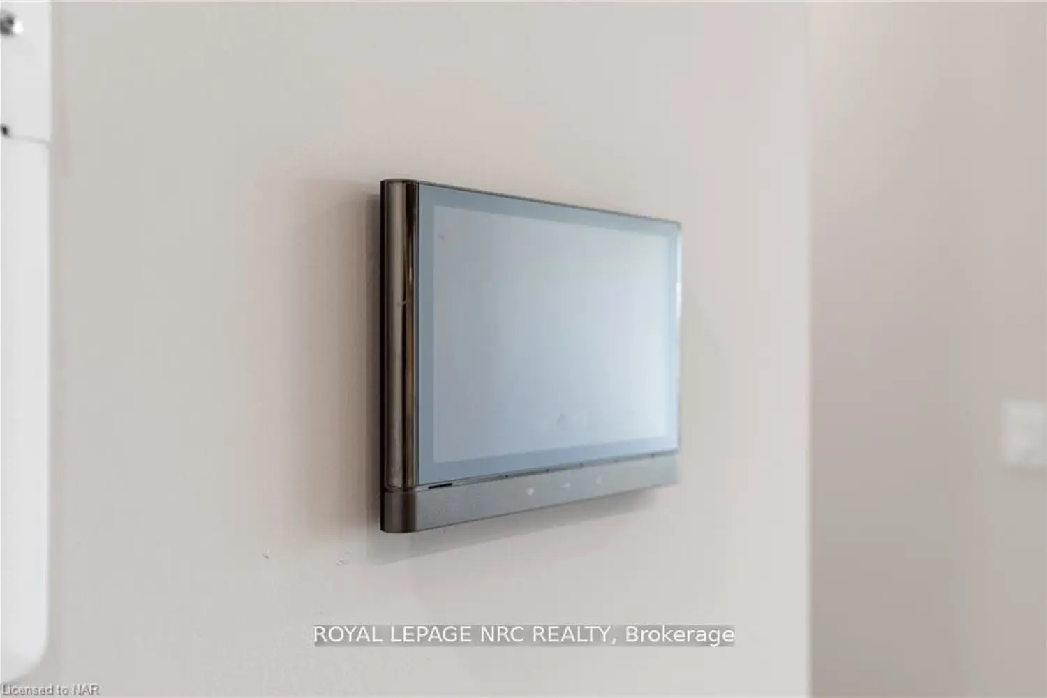 Additional image 17 of 50 Herrick Avenue 131