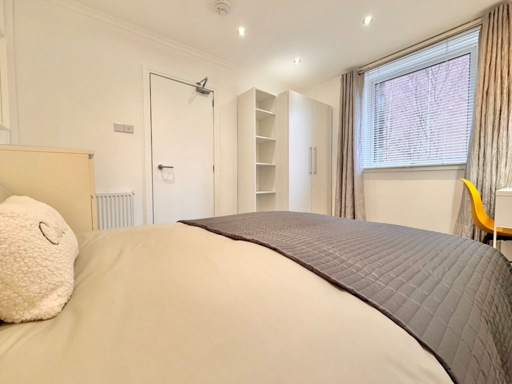 Additional image 8 of 3 bed terraced house to rentClarence Drive, Hyndland, Glasgow G12