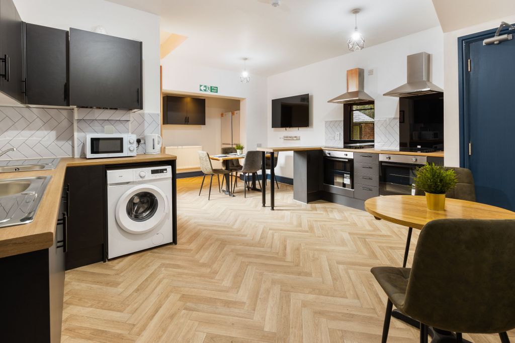 Additional image 7 of Room to rentBrighowgate, Grimsby DN32