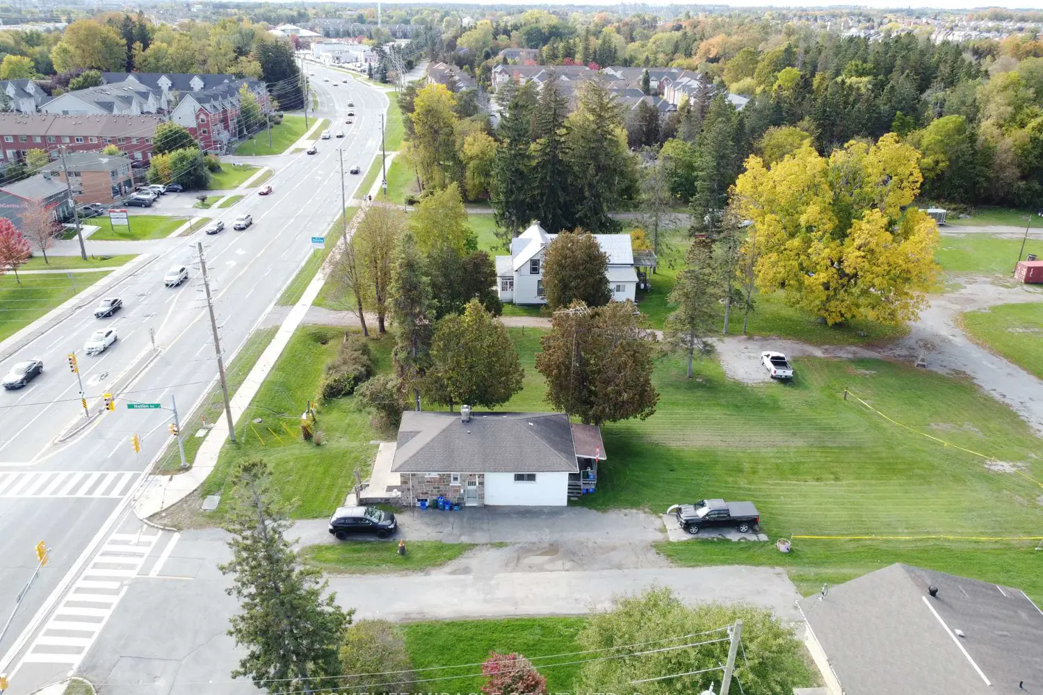 Additional image 3 of 1898 Kingston Road