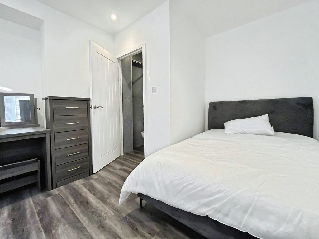 Additional image 7 of 5 bed property to rentHarmer Road, Norwich NR3