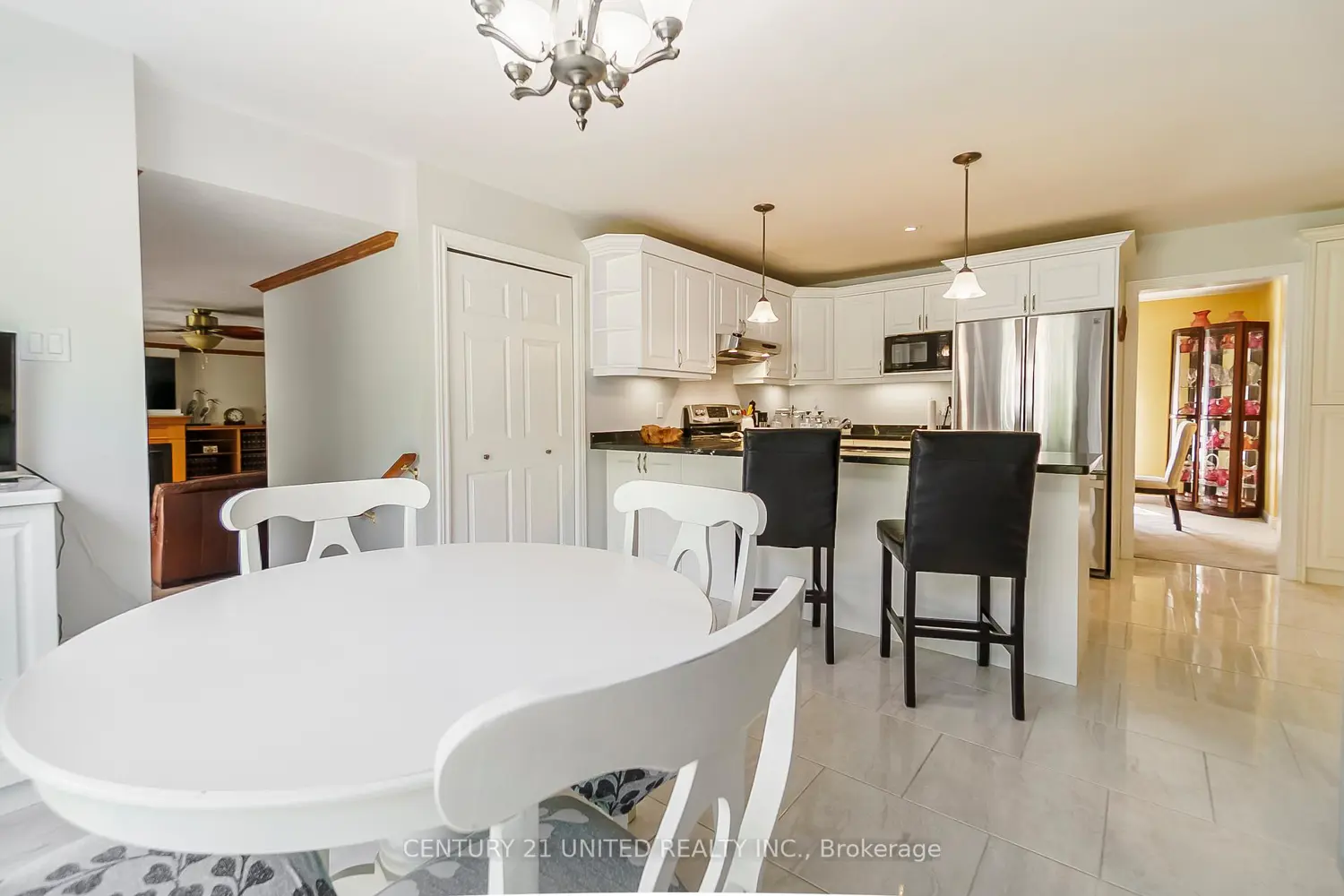 Additional image 8 of 1656 Champlain Drive