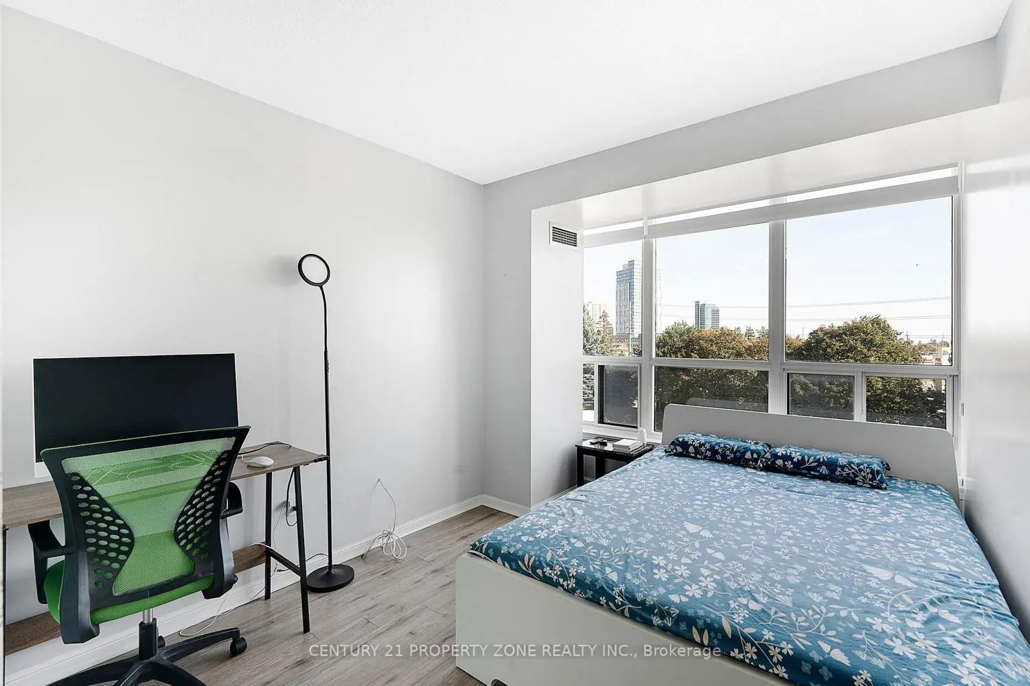 Additional image 13 of 10 Laurelcrest Street 407