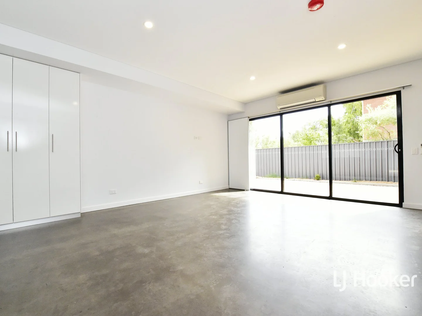 Additional image 8 of 1-6/10 Sturt Terrace, East Side NT 0870