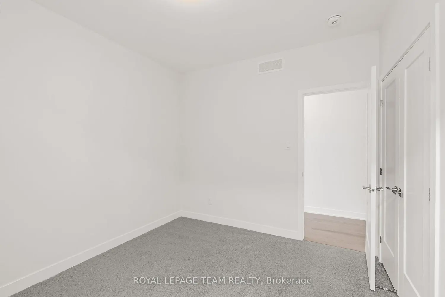 Additional image 18 of 1039 Moore Street