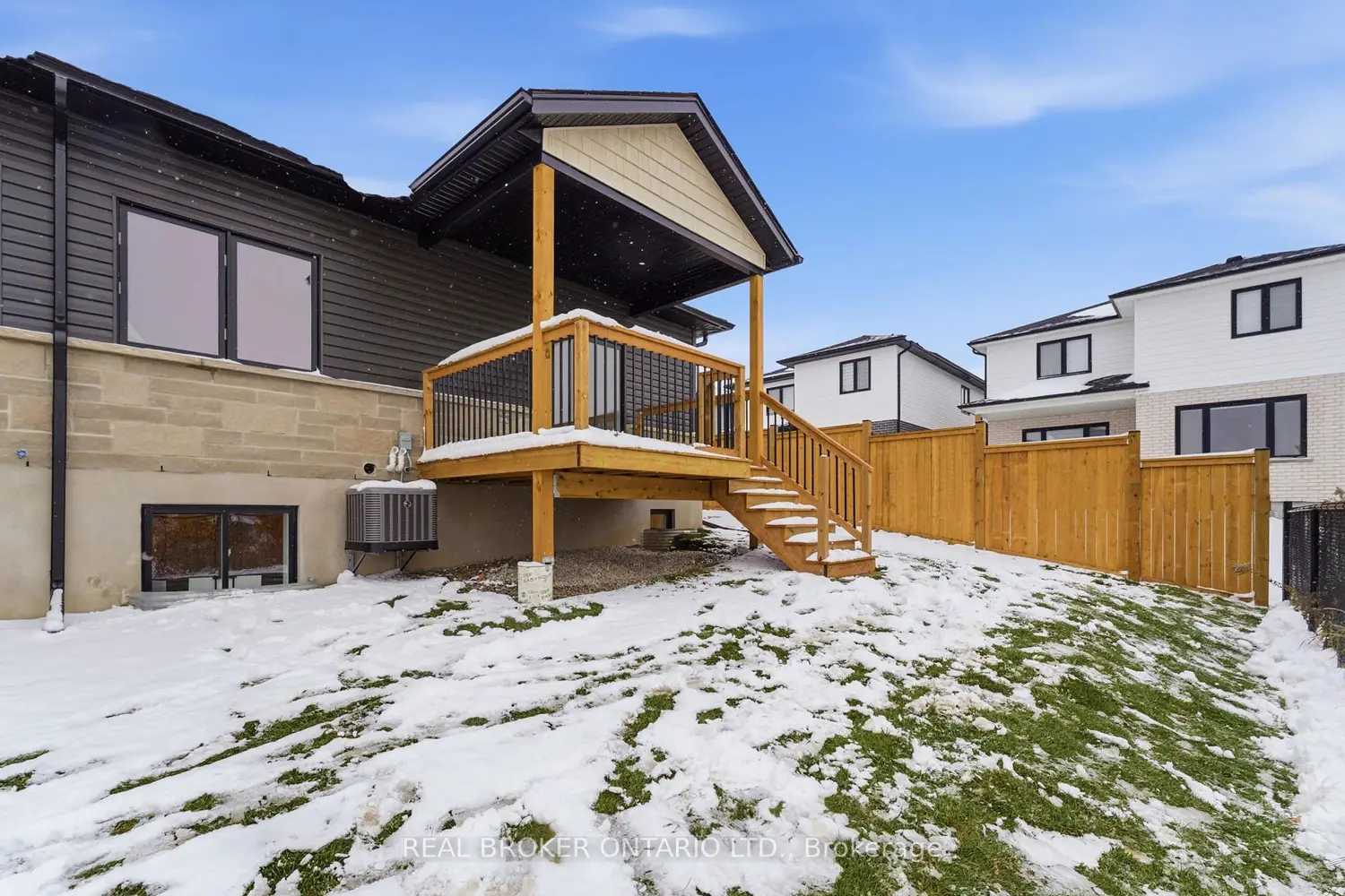 Additional image 17 of 29 Weymouth Street Unit 17