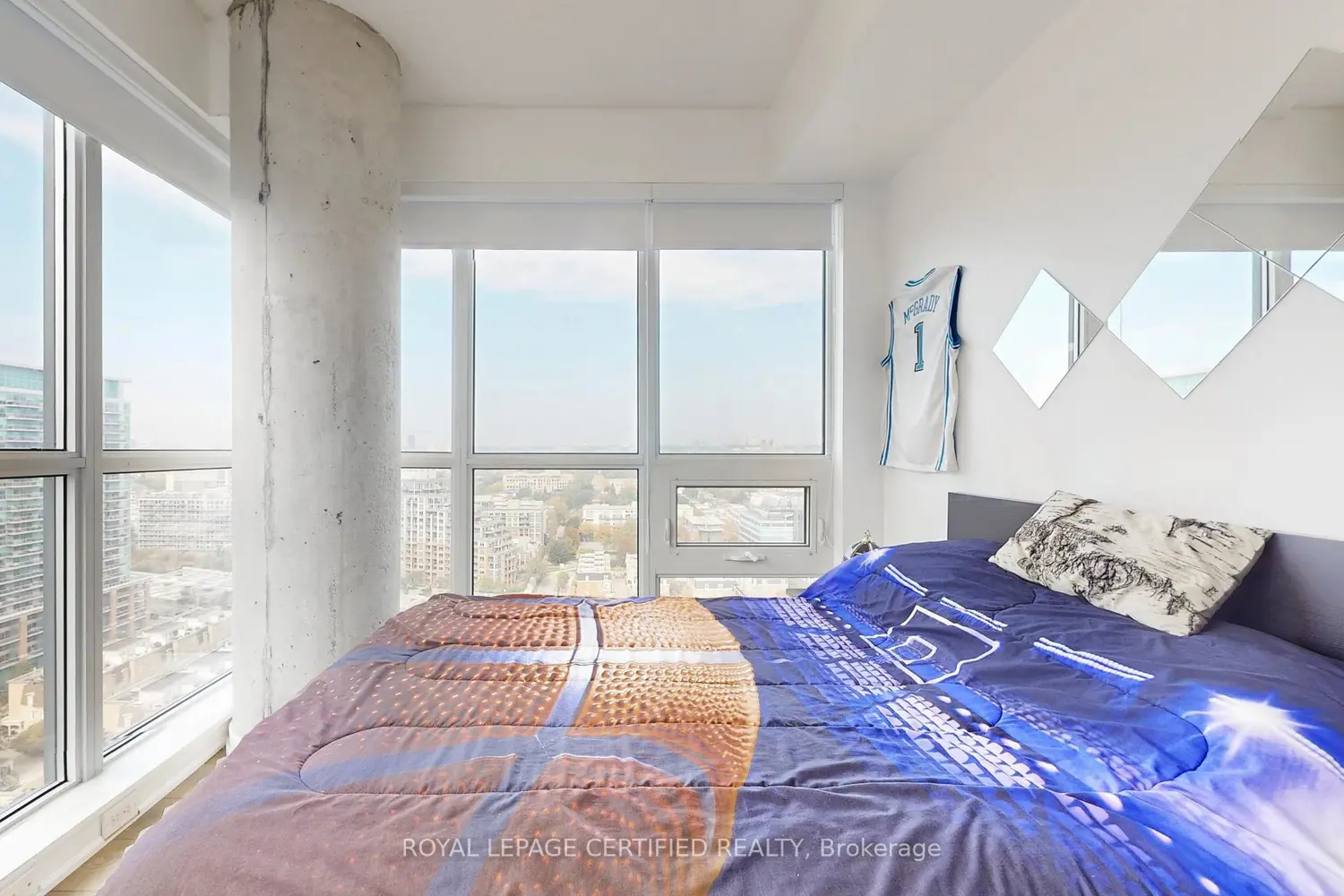 Additional image 12 of 51 East Liberty Street 2003