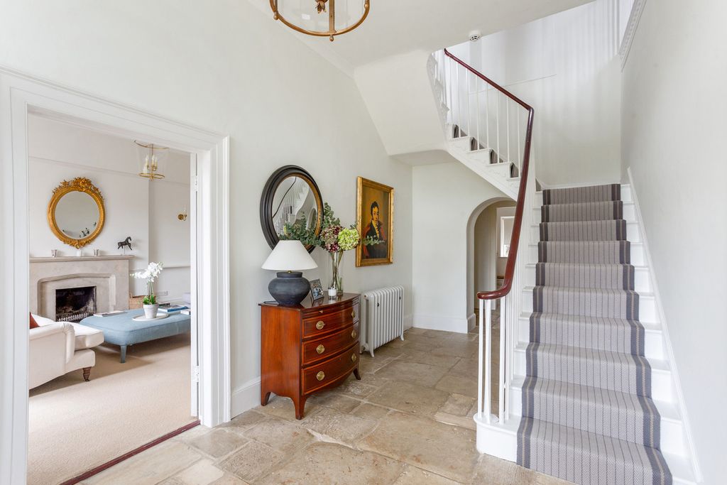 Additional image 11 of 6 bed detached house to rentCirencester, Gloucestershire GL7