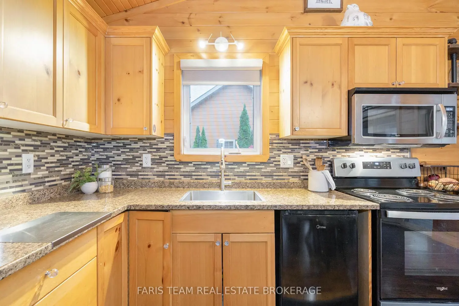 Additional image 4 of 12 Cabin Crescent