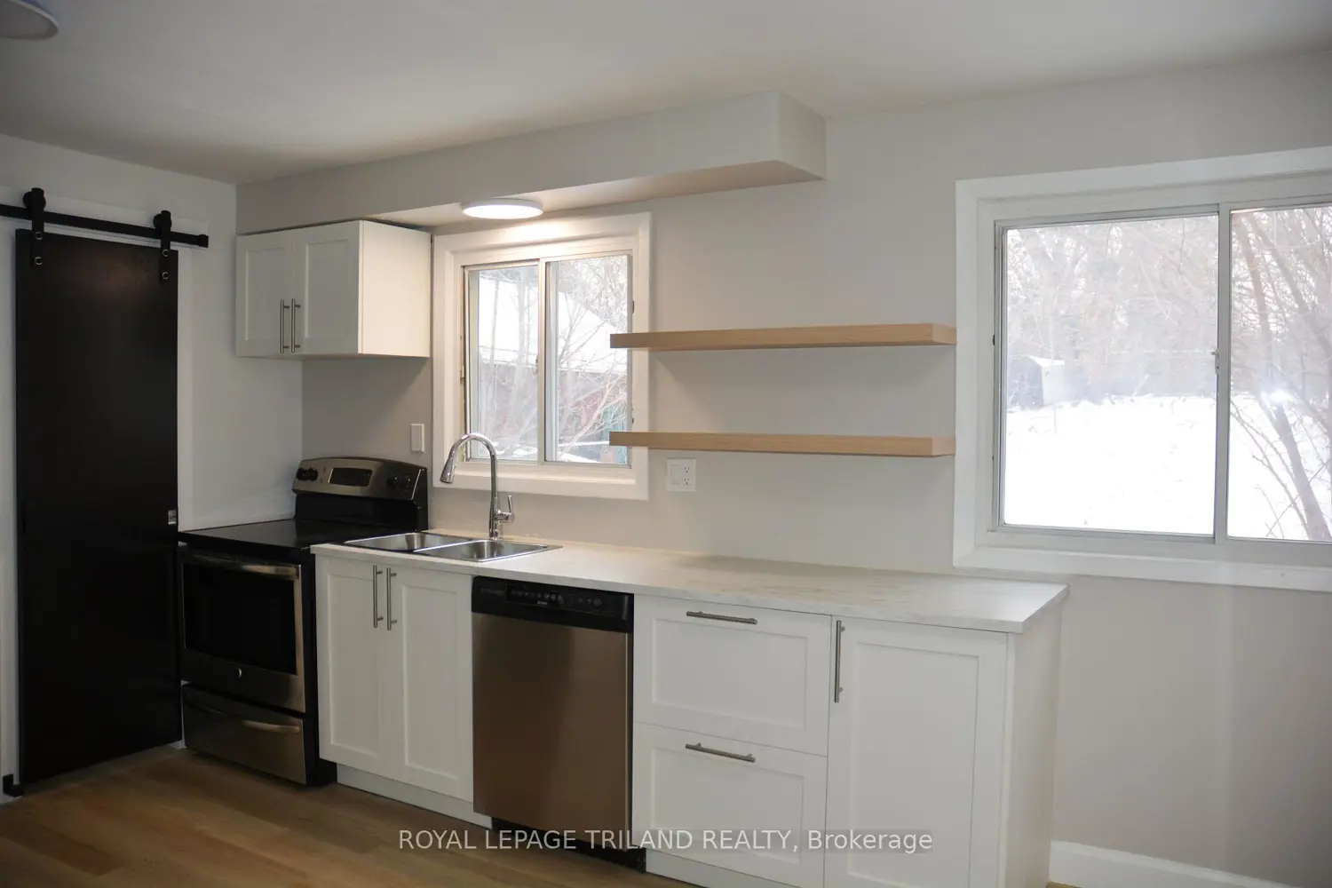 99 Cecilia Avenue photo 4