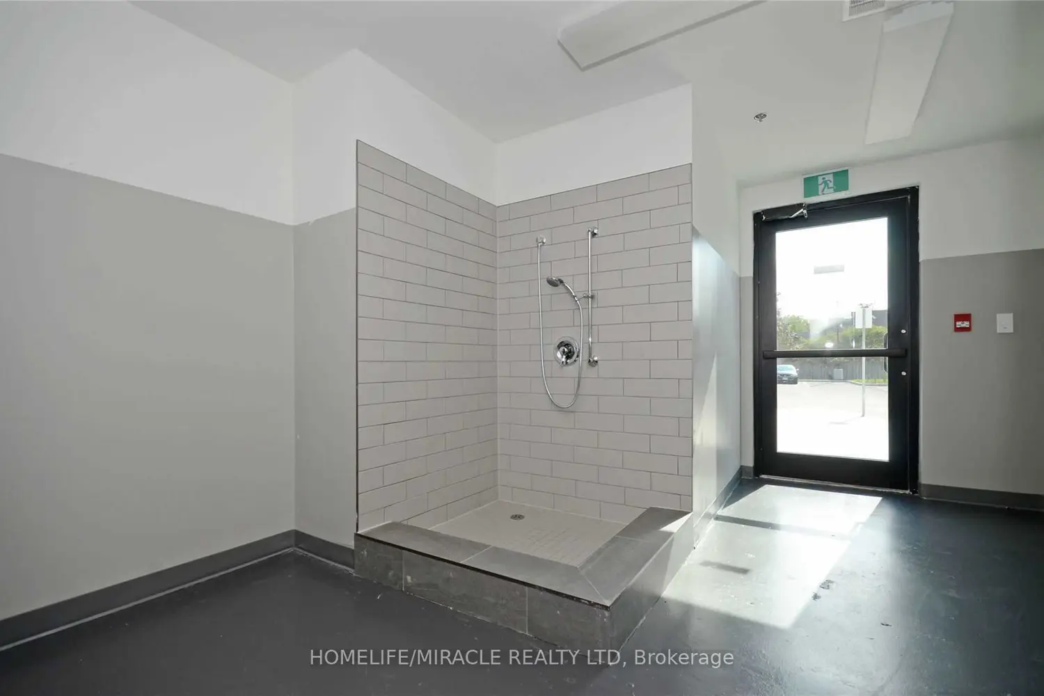 Additional image 6 of 243 Northfield Drive 211