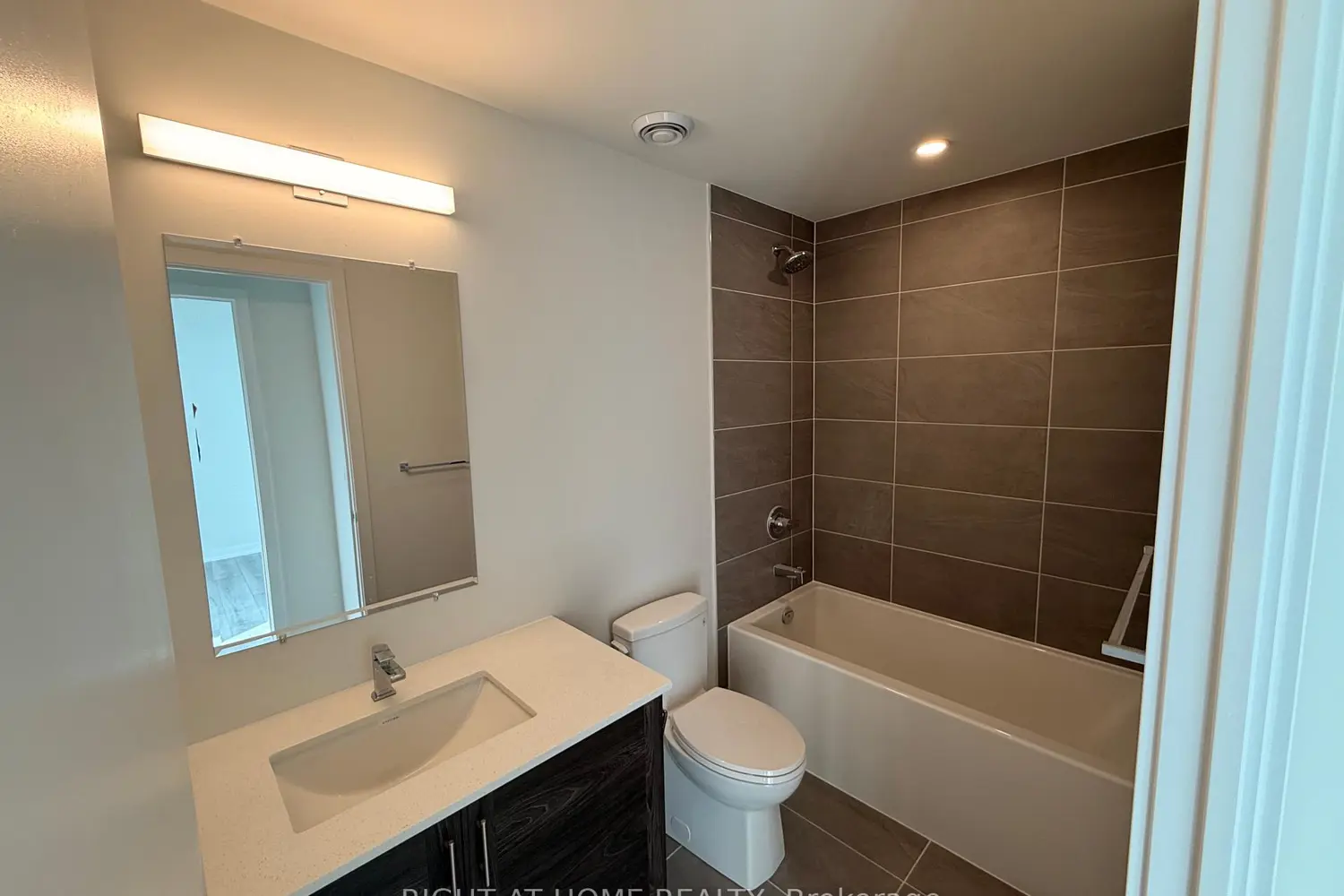 Additional image 6 of 15 Ellerslie Avenue 1405