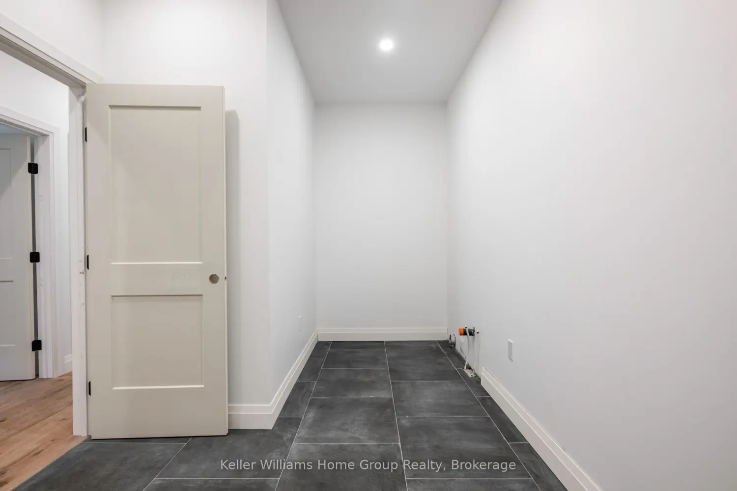 Additional image 11 of 537266 Main Street