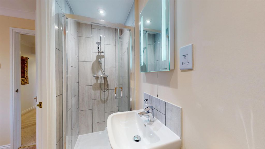 Additional image 9 of 4 bed detached house to rentTennyson Way, Stamford PE9