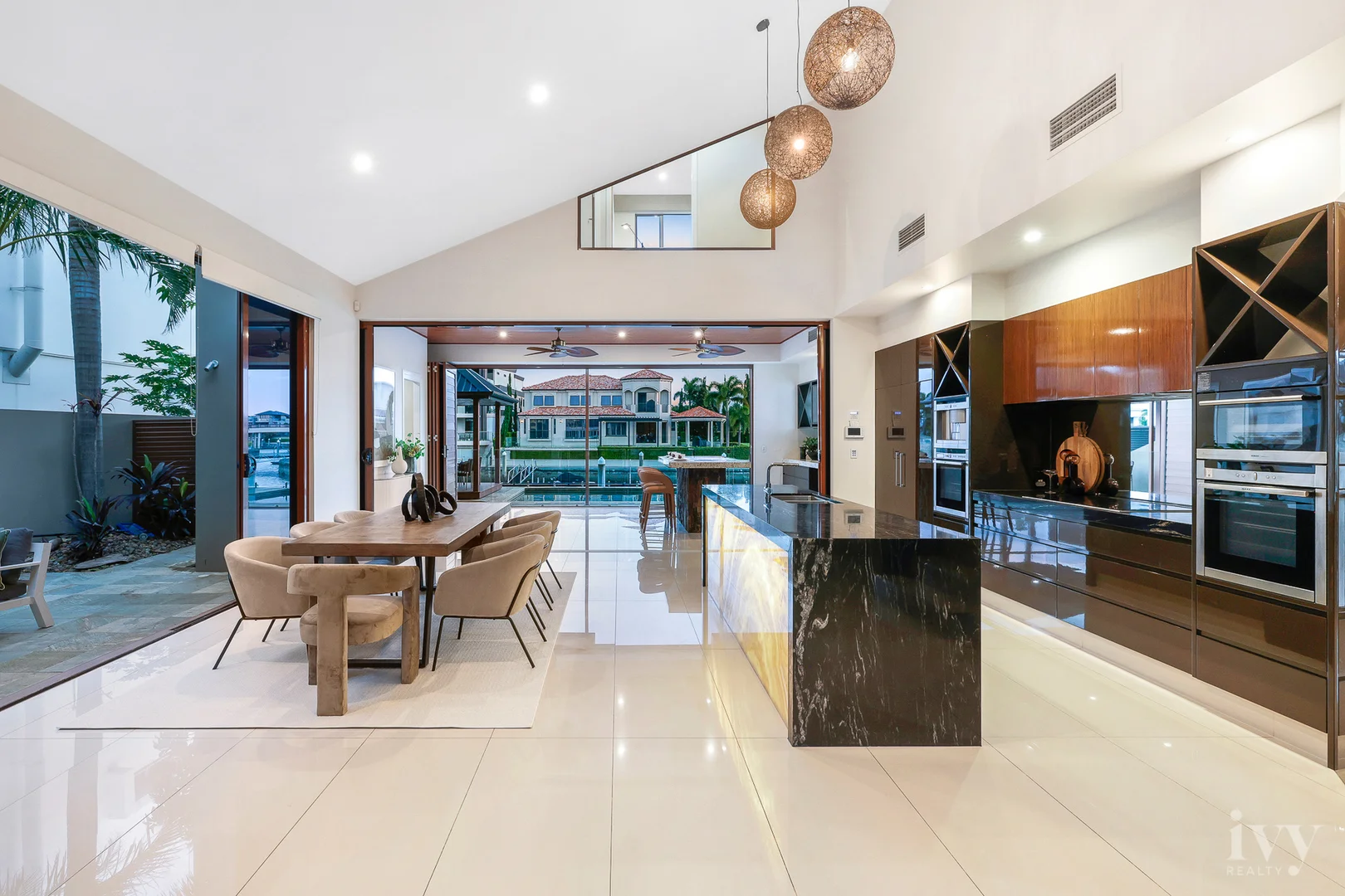 Additional image 3 of 7 Royal Albert Crescent, Sovereign Islands QLD 4216