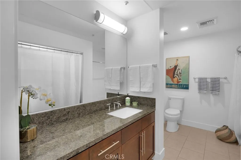 Additional image 77 of 300 E 4th St Unit 115, Long Beach, CA 90802