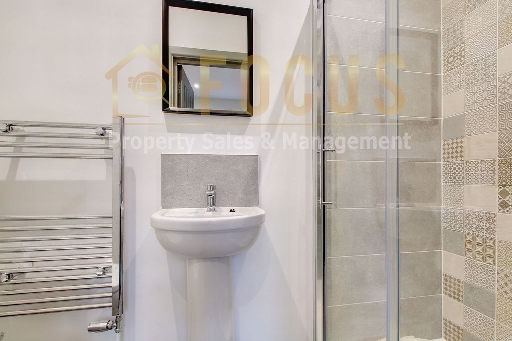 Additional image 14 of 6 bed terraced house to rentStretton Road, Leicester LE3