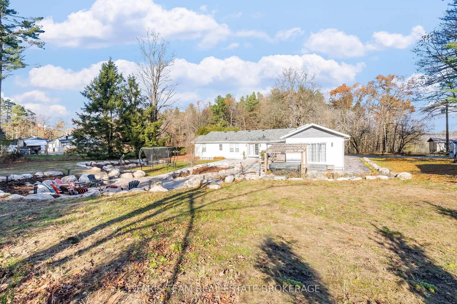 Additional image 15 of 1074 Lafontaine Road