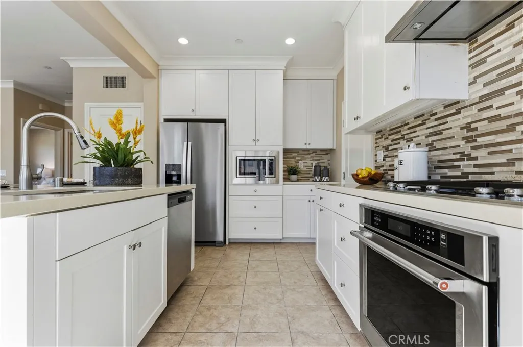 Additional image 13 of 118 Mighty Oak, Irvine, CA 92602