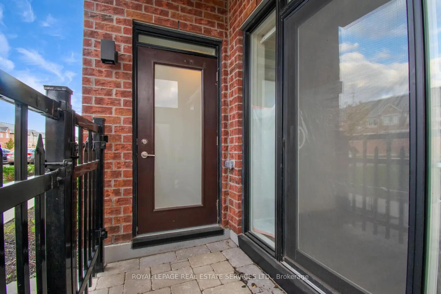 Additional image 19 of 62 Sky Harbour Drive 113