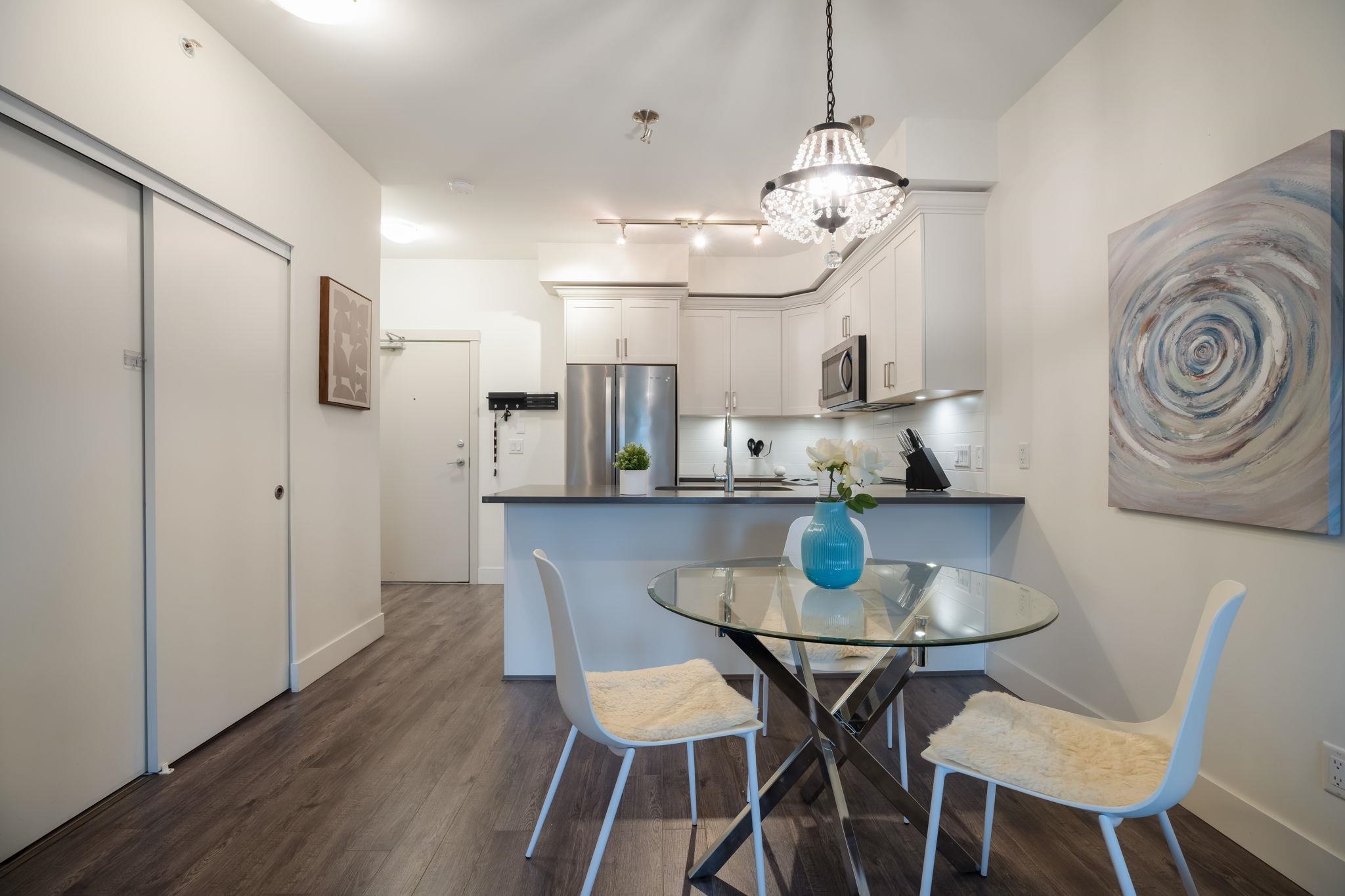 Additional image 3 of 405-2436 Kelly Avenue, Port Coquitlam, BC, V3C 1Y4