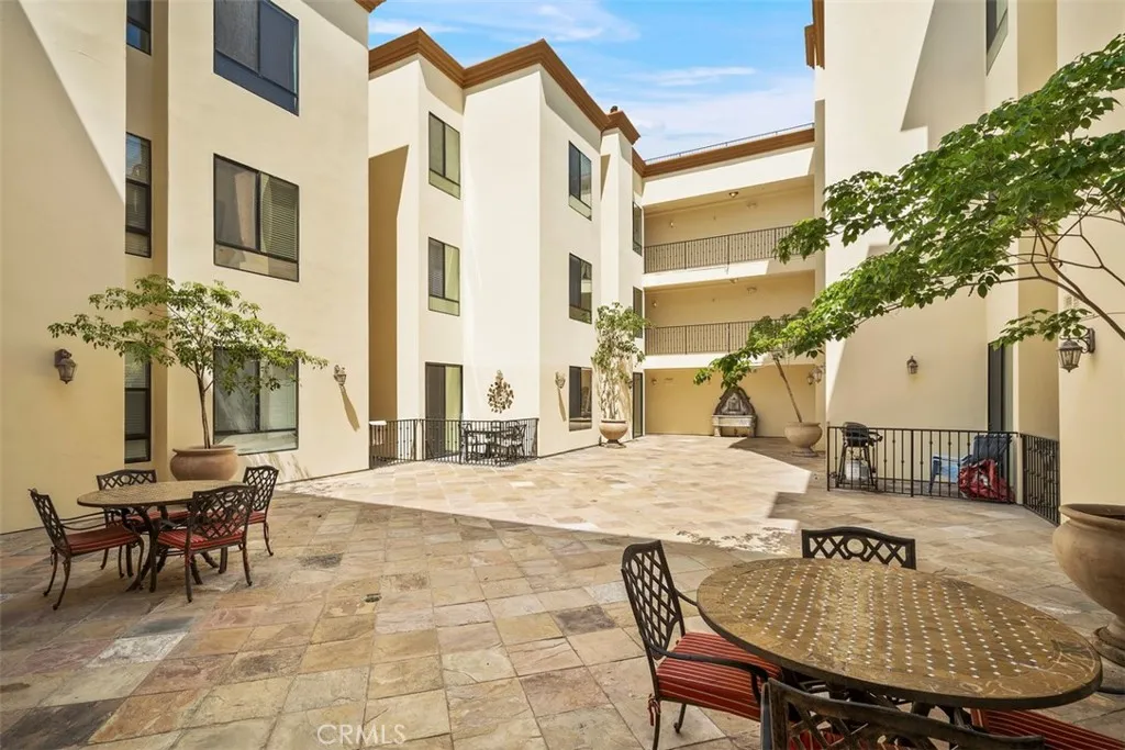 Additional image 24 of 6938 Laurel Canyon Blvd Unit 304, North Hollywood, CA 91605