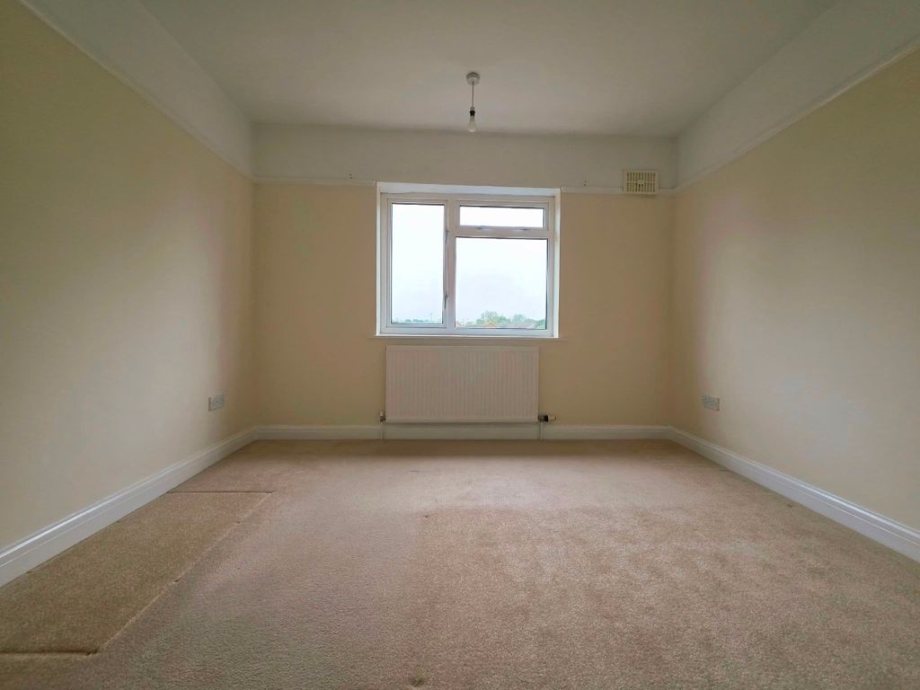 Additional image 5 of 3 bed semi-detached house to rentNewark Avenue, Peterborough PE1