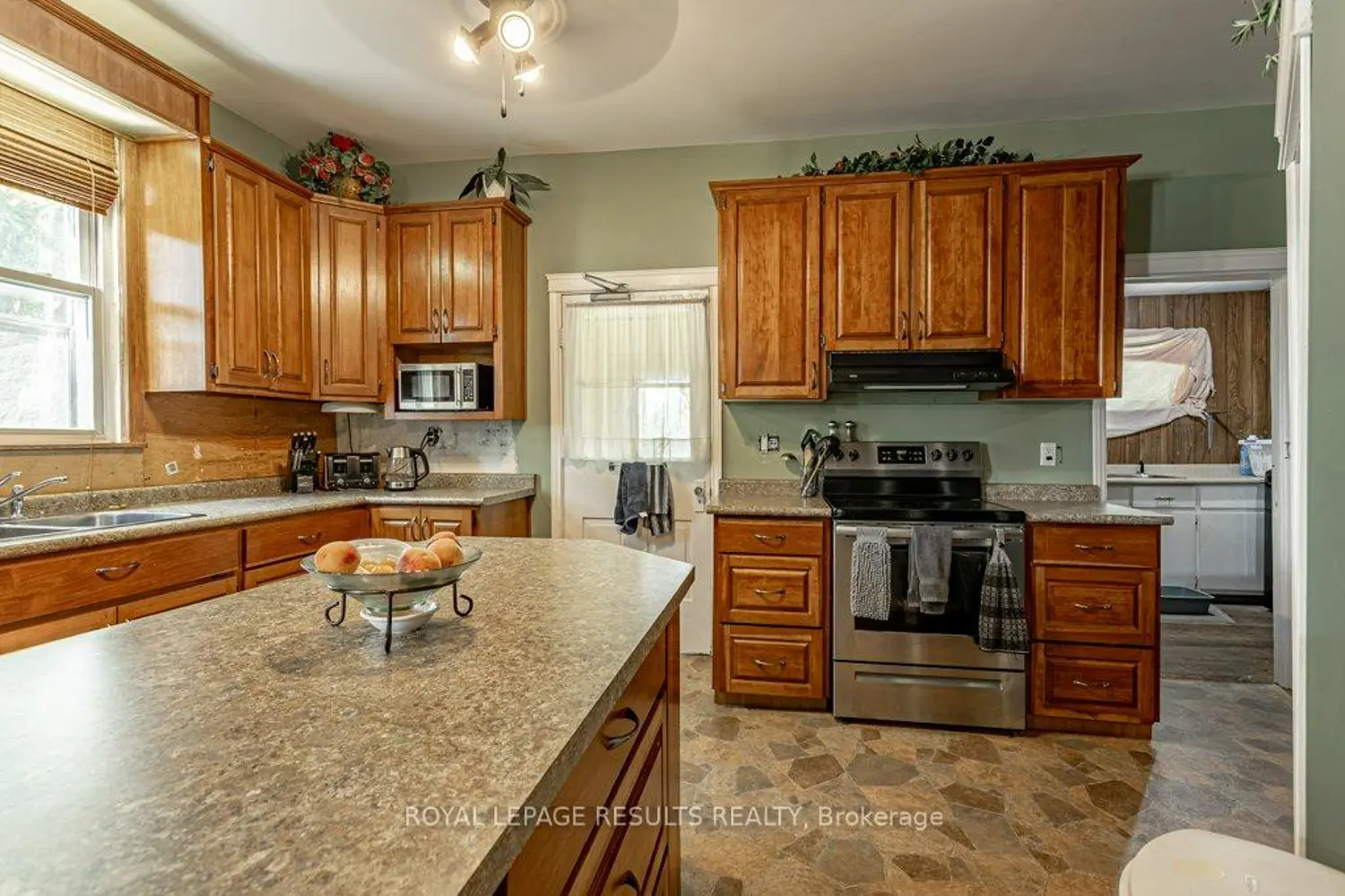 Additional image 8 of 63 Shakespeare Street