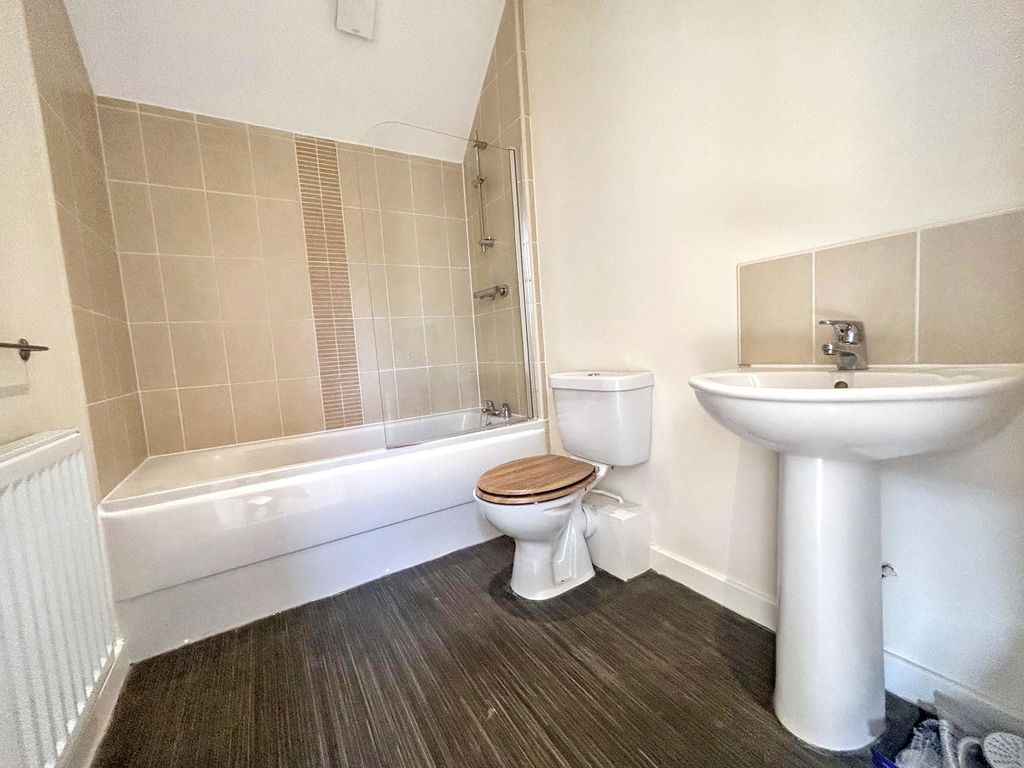 Additional image 4 of 2 bed flat to rentSwalwell Close, Prudhoe NE42