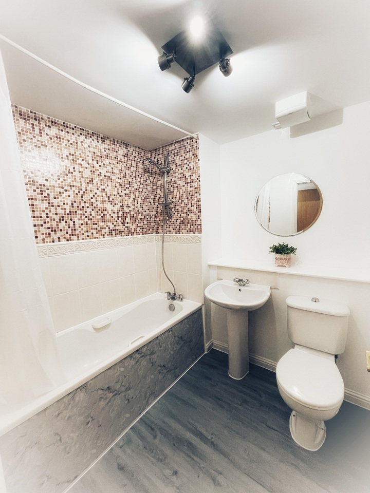 Additional image 10 of 2 Bed Flat, Benalder Street, G11, N1 7GU