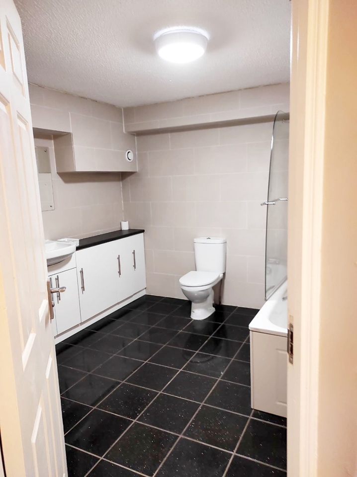 Additional image 7 of 2 Bed Flat, Lancefield Quay, G3, N1 7GU