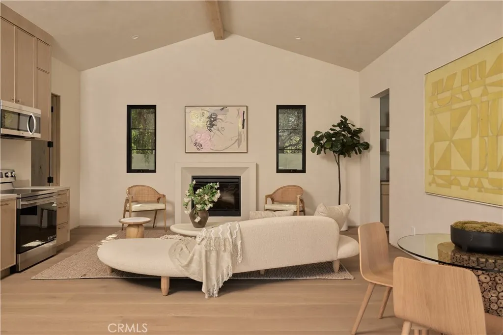 Additional image 85 of 13024 Bloomfield Street, Studio City, CA 91604