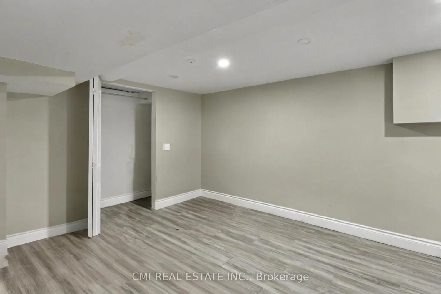 Additional image 18 of 122 Montrose Street