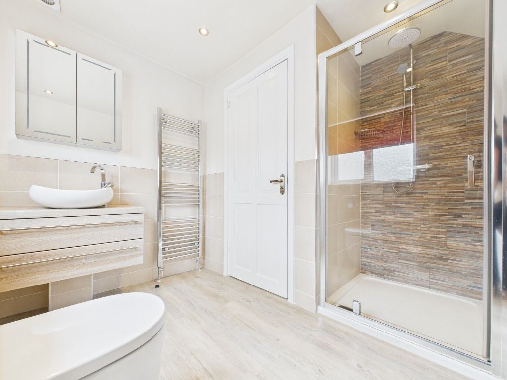 Additional image 9 of 3 bed semi-detached house to rentLoch Park Avenue, Carluke ML8