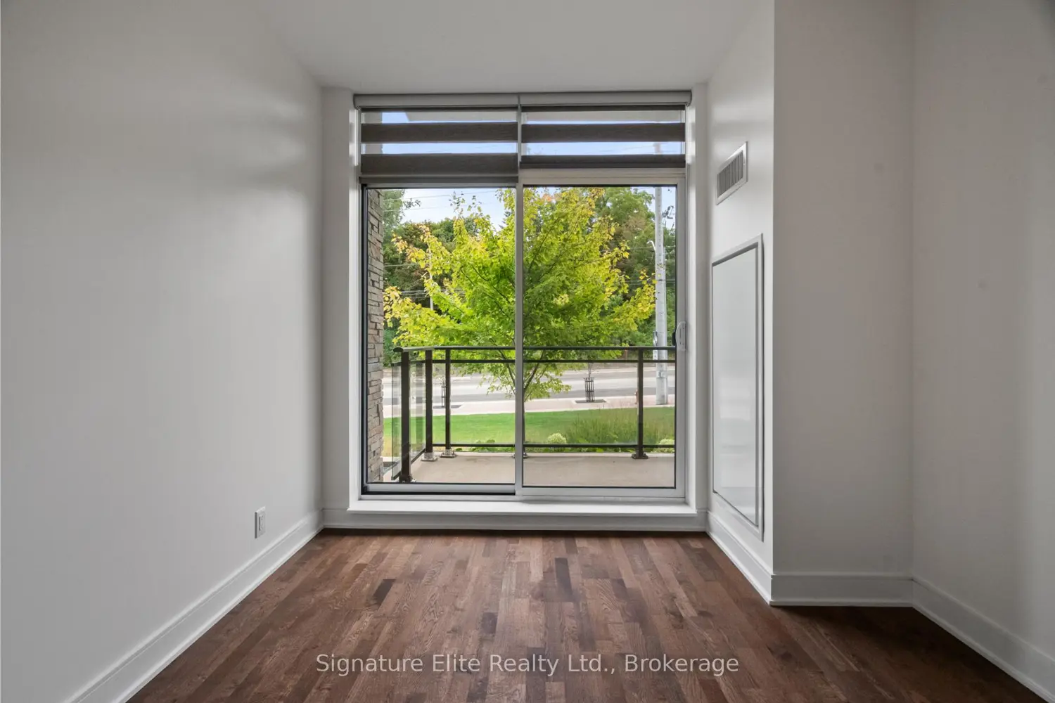 Additional image 7 of 1575 Lakeshore Road G28