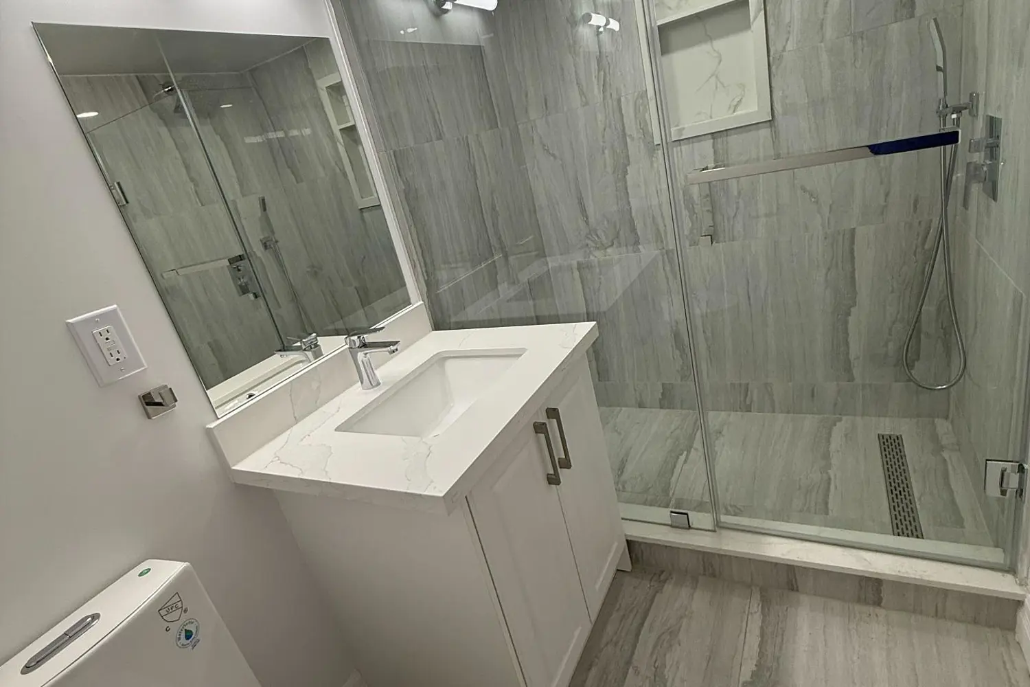 Additional image 20 of 5255 Philp Road