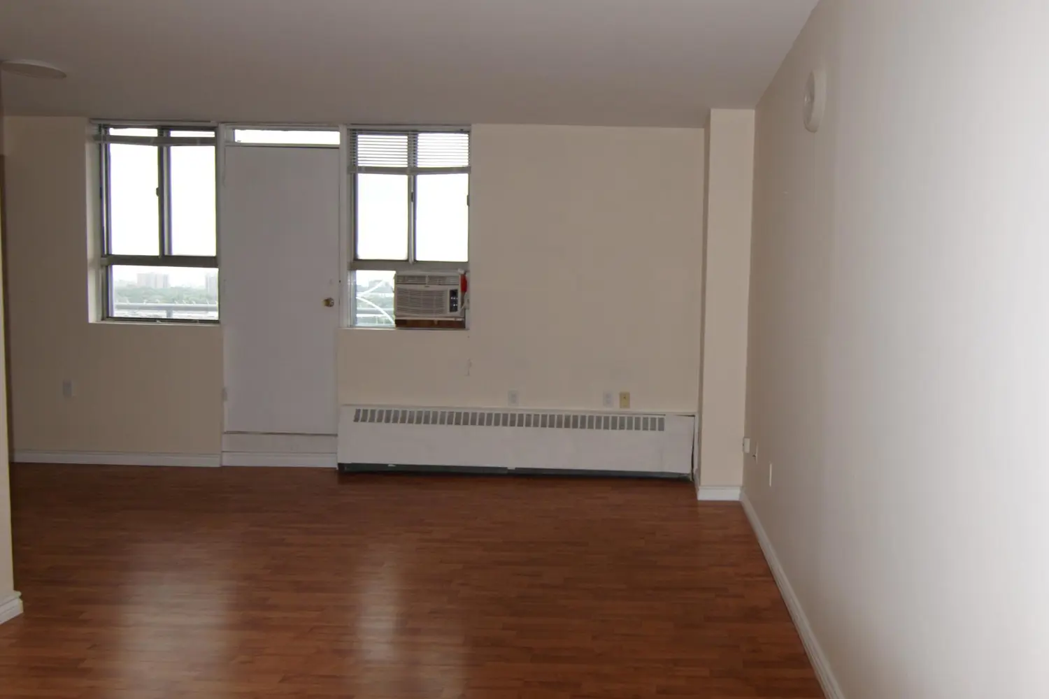 Additional image 3 of 100 Dundalk Drive 1003