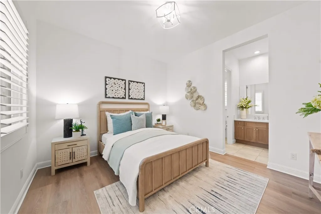 Additional image 29 of 221 Clear Fls, Irvine, CA 92602