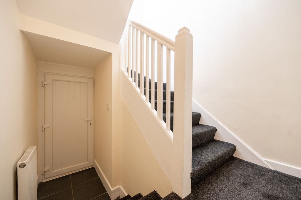Additional image 10 of 1 bed flat to rentAmochrie Road, Paisley, Renfrewshire PA2