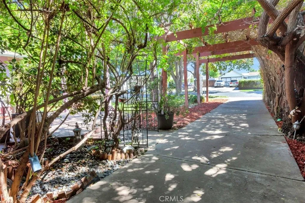 Additional image 10 of 2310 Poinsettia St, Santa Ana, CA 92706