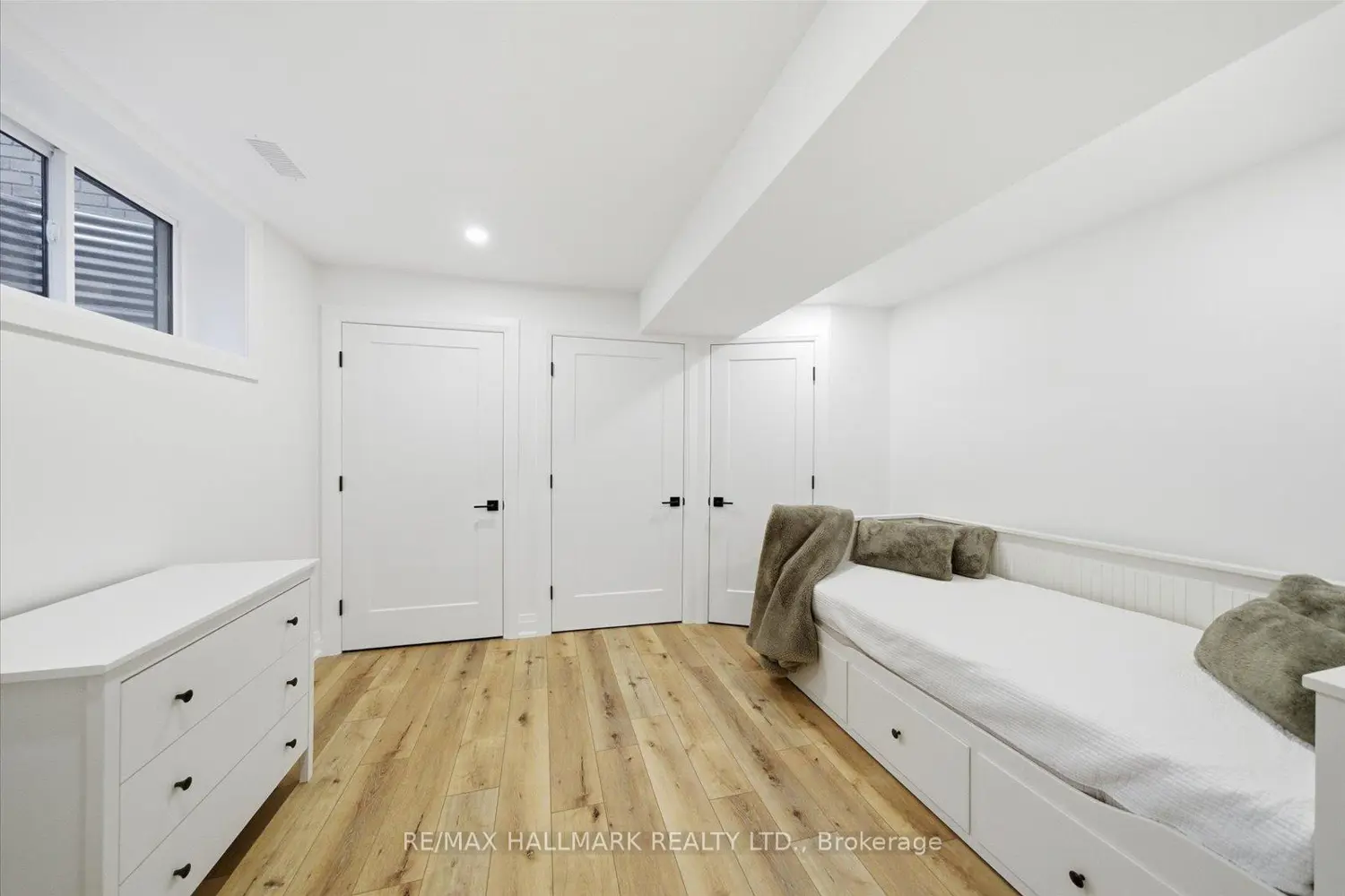 Additional image 12 of 12 Glenn Court