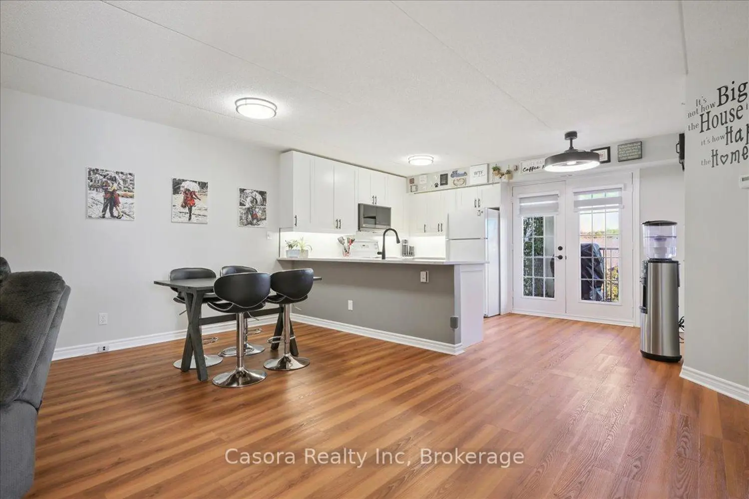 Additional image 5 of 1431 Walkers Line #301