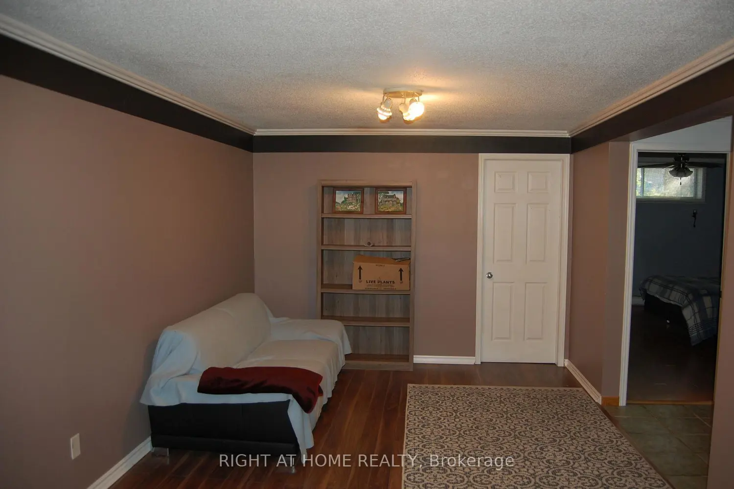 Additional image 12 of 937 Morris Street