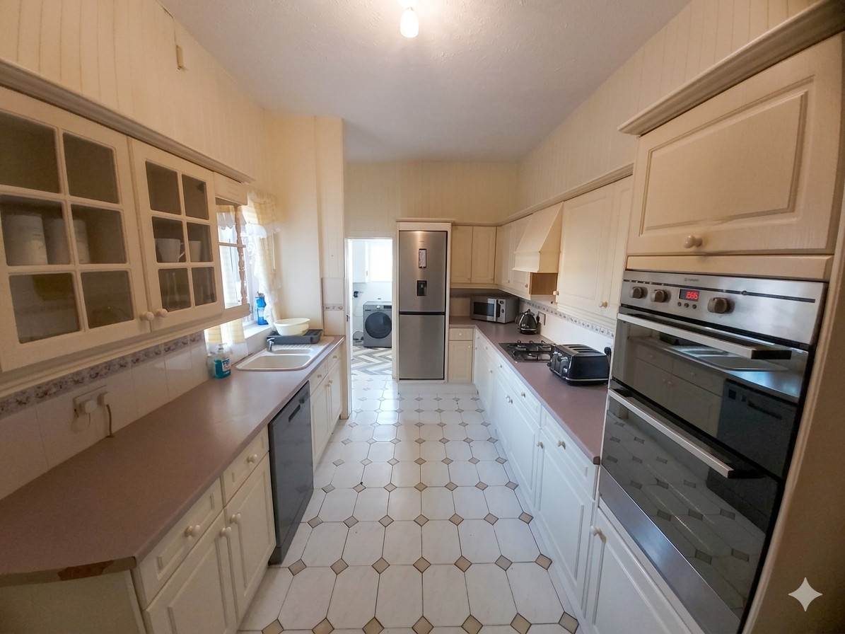 Additional image 4 of 4 Bed Semi-Detached House, Carmyle Avenue, G32, N1 7GU