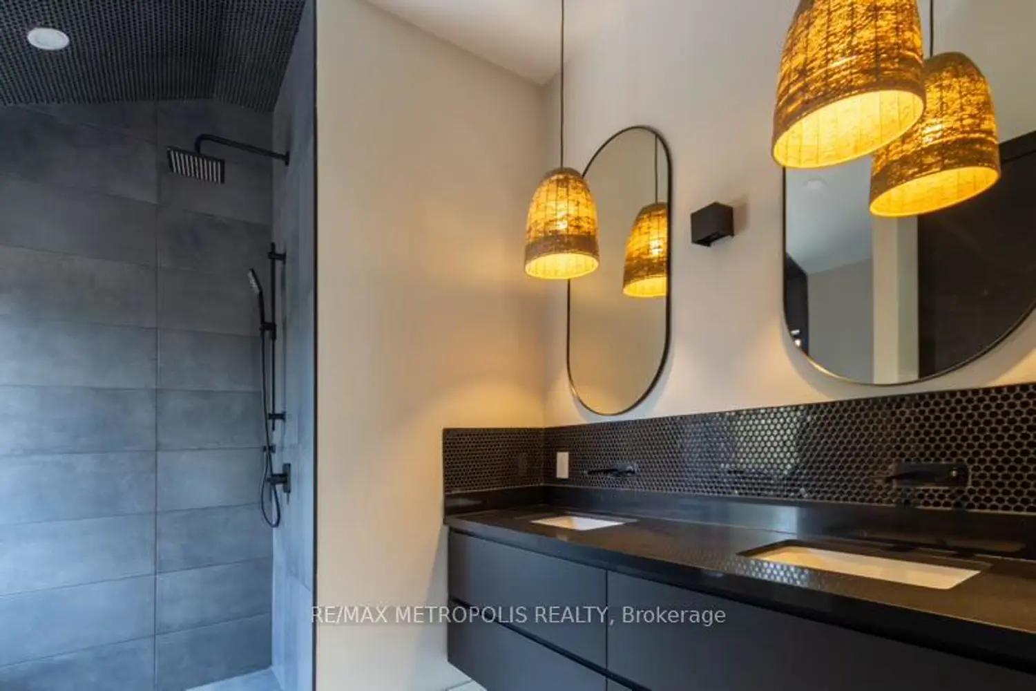 Additional image 9 of 640 Lansdowne Drive