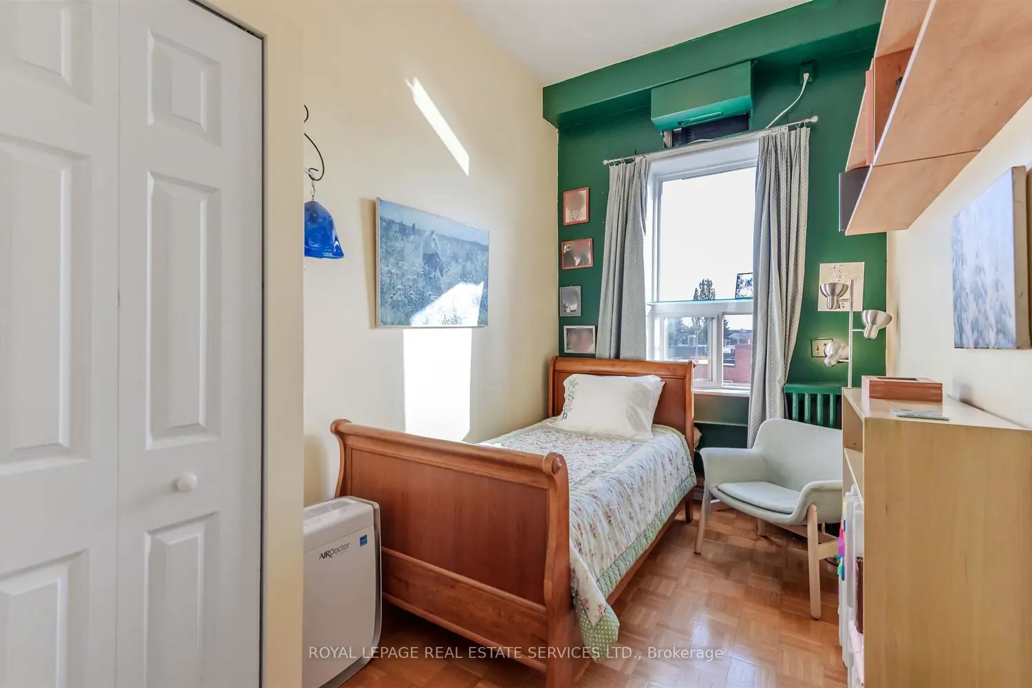 Additional image 9 of 2847 Dundas Avenue 9