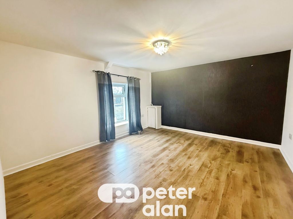 Additional image 2 of 2 bed flat to rentWaunrhydd Road, Porth CF39